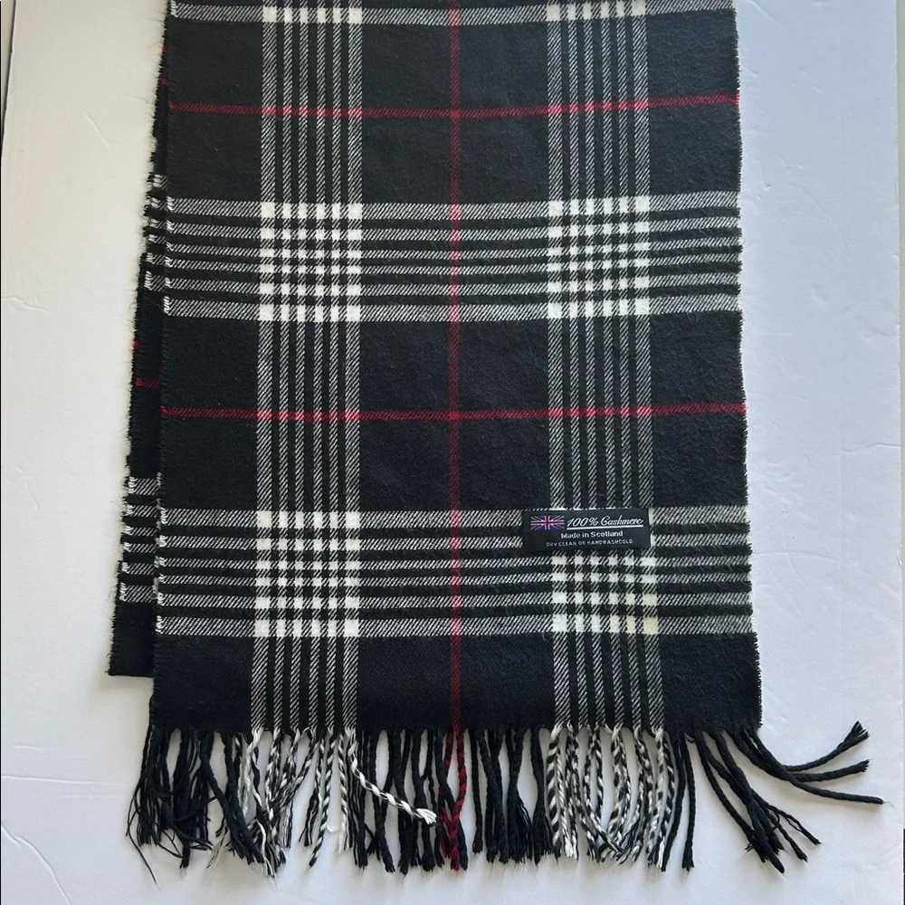Made in Scotland 100% Cashmere Plaid Scarf